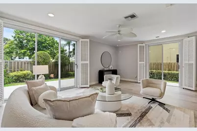 604 SW 8th Ave, Fort Lauderdale, FL 33315 - Photo 2