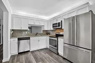 260 NW 67th St, Boca Raton, FL 33487 - Photo 4