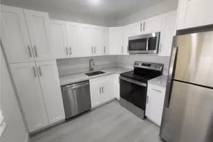 138 S Cypress Rd, Pompano Beach, FL 33060 - Photo 2