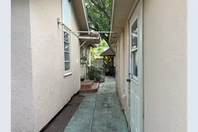 1719  Hayes St, Hollywood, FL 33020 - Photo 28