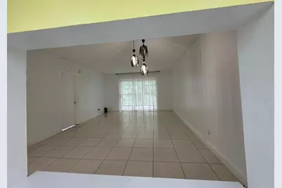 7797  Golf Circle Dr, Unit #304, Margate, FL 33063 - Photo 8