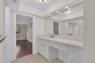 250 E Royal Palm Rd, Boca Raton, FL 33432 - Photo 18