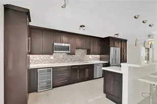 250 E Royal Palm Rd, Boca Raton, FL 33432 - Photo 4