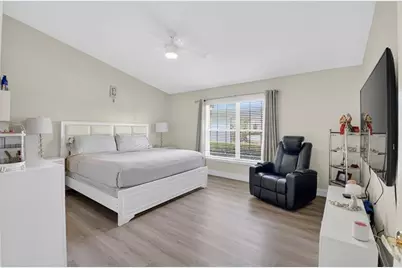 23278  Torre Cir, Boca Raton, FL 33433 - Photo 24