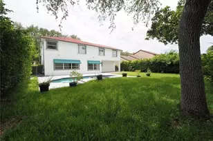 10749 Nashville Dr, Cooper City, FL 33026 - Photo 6