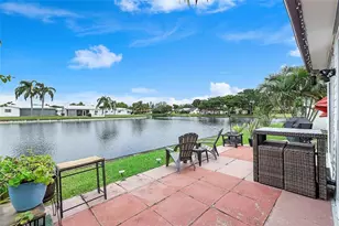 8103 NW 58th Pl, Tamarac, FL 33321 - Photo 6