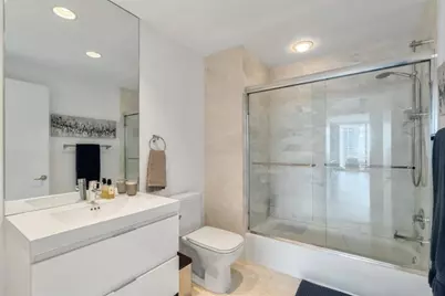 17111  Biscayne Blvd, Unit #1101, North Miami Beach, FL 33160 - Photo 30