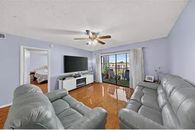 10145  Sunrise Lakes Blvd, Unit #406, Sunrise, FL 33322 - Photo 16