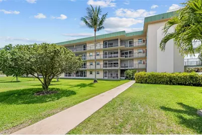 808 SE 7th St, Unit #105-B, Deerfield Beach, FL 33441 - Photo 4
