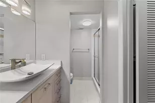 808 SE 7th St, Deerfield Beach, FL 33441 - Photo 26