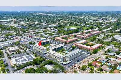 808 SE 7th St, Unit #105-B, Deerfield Beach, FL 33441 - Photo 38