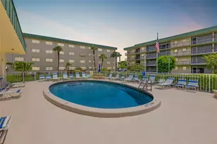 808 SE 7th St, Deerfield Beach, FL 33441 - Photo 2