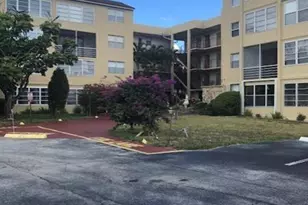 2801 Somerset Dr, Lauderdale Lakes, FL 33311 - Photo 1