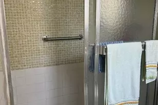 2801 Somerset Dr, Lauderdale Lakes, FL 33311 - Photo 18