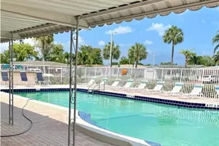 1390 NW 70th Ln, Margate, FL 33063 - Photo 38