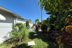 1390 NW 70th Ln, Margate, FL 33063 - Photo 26