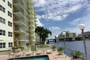 2900 NE 30th St, Fort Lauderdale, FL 33306 - Photo 4