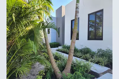 40 NE 16th Pl, Fort Lauderdale, FL 33305 - Photo 1