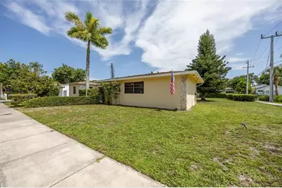 904 SE 11th Ct, Fort Lauderdale, FL 33316 - Photo 10