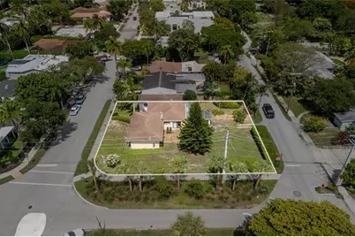 904 SE 11th Ct, Fort Lauderdale, FL 33316 - Photo 4