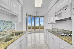 6001 N Ocean Dr, Hollywood, FL 33019 - Photo 28