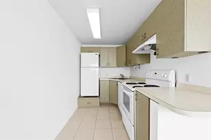 3003 Terramar Unit, Fort Lauderdale, FL 33304 - Photo 4