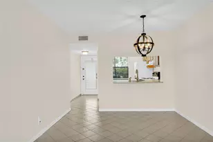 10304 Sunrise Lakes Blvd, Sunrise, FL 33322 - Photo 12