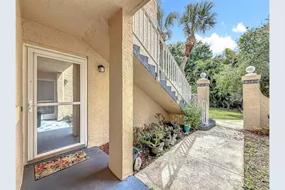 1672 SE Green Acres Cir, Unit #B-104, Port Saint Lucie, FL 34952 - Photo 12