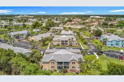 1672 SE Green Acres Cir, Unit #B-104, Port Saint Lucie, FL 34952 - Photo 48