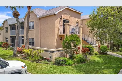 1672 SE Green Acres Cir, Unit #B-104, Port Saint Lucie, FL 34952 - Photo 8