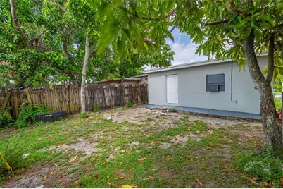 1910 SW 63rd Ter, North Lauderdale, FL 33068 - Photo 4