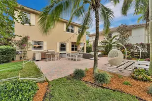 10250 Peninsula Pl, Parkland, FL 33076 - Photo 32