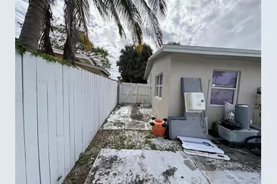 1571 NE 28th Ct, Pompano Beach, FL 33064 - Photo 18