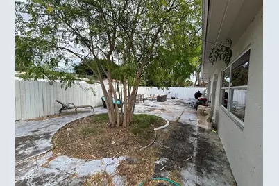 1571 NE 28th Ct, Pompano Beach, FL 33064 - Photo 16