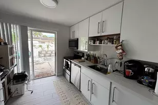 1571 NE 28th Ct, Pompano Beach, FL 33064 - Photo 4