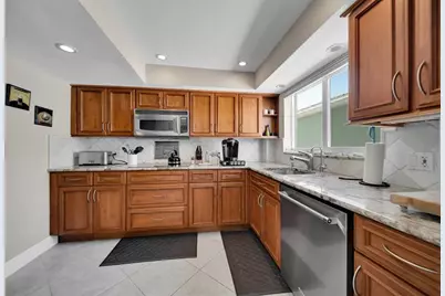 5400 N Ocean Blvd, Unit #32, Lauderdale by the Sea, FL 33308 - Photo 16