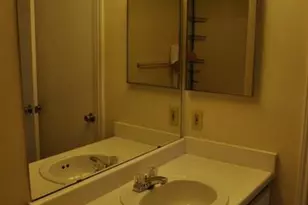 2465 NW 33rd St, Oakland Park, FL 33309 - Photo 18