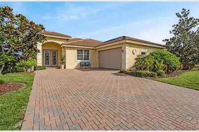 6366  Astor Pl, Vero Beach, FL 32966 - Photo 2