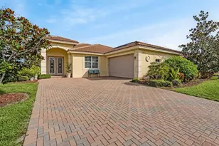 6366 Astor Pl, Vero Beach, FL 32966 - Photo 2