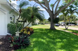 764 SW 7th St, Boca Raton, FL 33486 - Photo 40