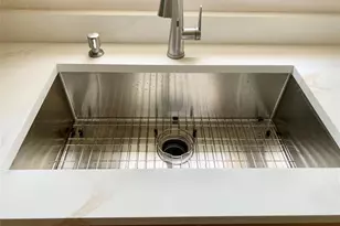 764 SW 7th St, Boca Raton, FL 33486 - Photo 10