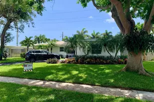764 SW 7th St, Boca Raton, FL 33486 - Photo 2