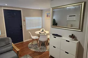 1017 S M St, Lake Worth Beach, FL 33460 - Photo 2