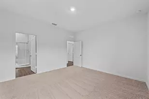 8126 100th Ct, Vero Beach, FL 32967 - Photo 12