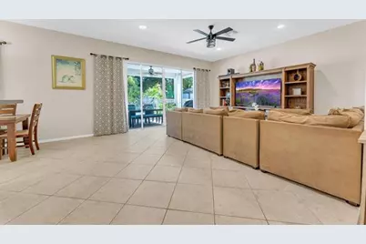 2028 SW 176th Ter, Miramar, FL 33029 - Photo 26