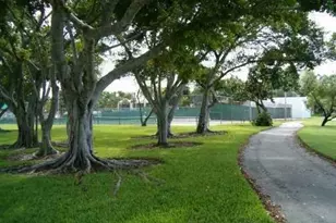2205 S Cypress Bend Dr, Pompano Beach, FL 33069 - Photo 58