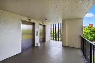 2205 S Cypress Bend Dr, Pompano Beach, FL 33069 - Photo 78