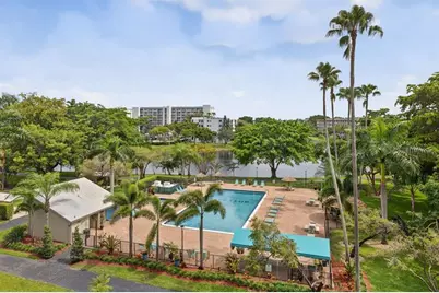 2205 S Cypress Bend Dr, Unit #505, Pompano Beach, FL 33069 - Photo 18