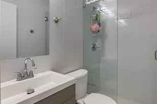 2100 NE 38th St, Lighthouse Point, FL 33064 - Photo 16