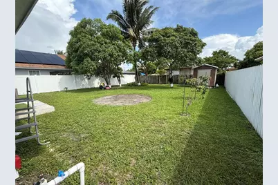 5101 SW 24th St, West Park, FL 33023 - Photo 22